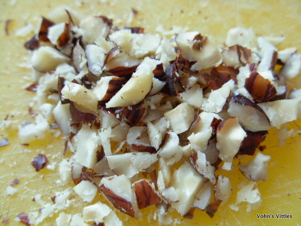 Chopped hazelnuts