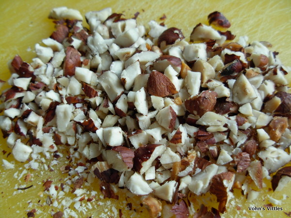 Chopped hazelnuts
