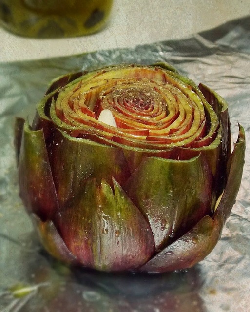 Garlic roasted Artichoke